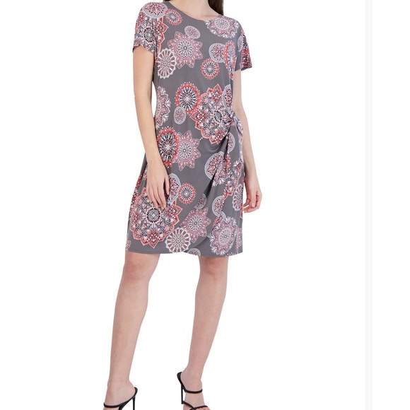 Floral Gray and Pink Women's Dress - Picture 7 of 8